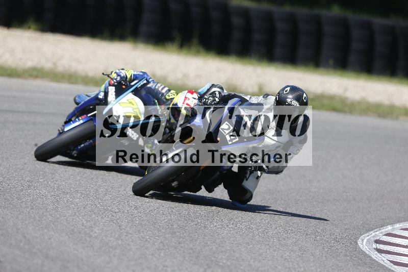 /Archiv-2025/48 25.08.2025 Cornu Master School ADR/rot-rouge/77